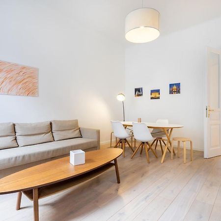 Modernes Apartment Im Charmanten Cottage Viertel Виена Екстериор снимка