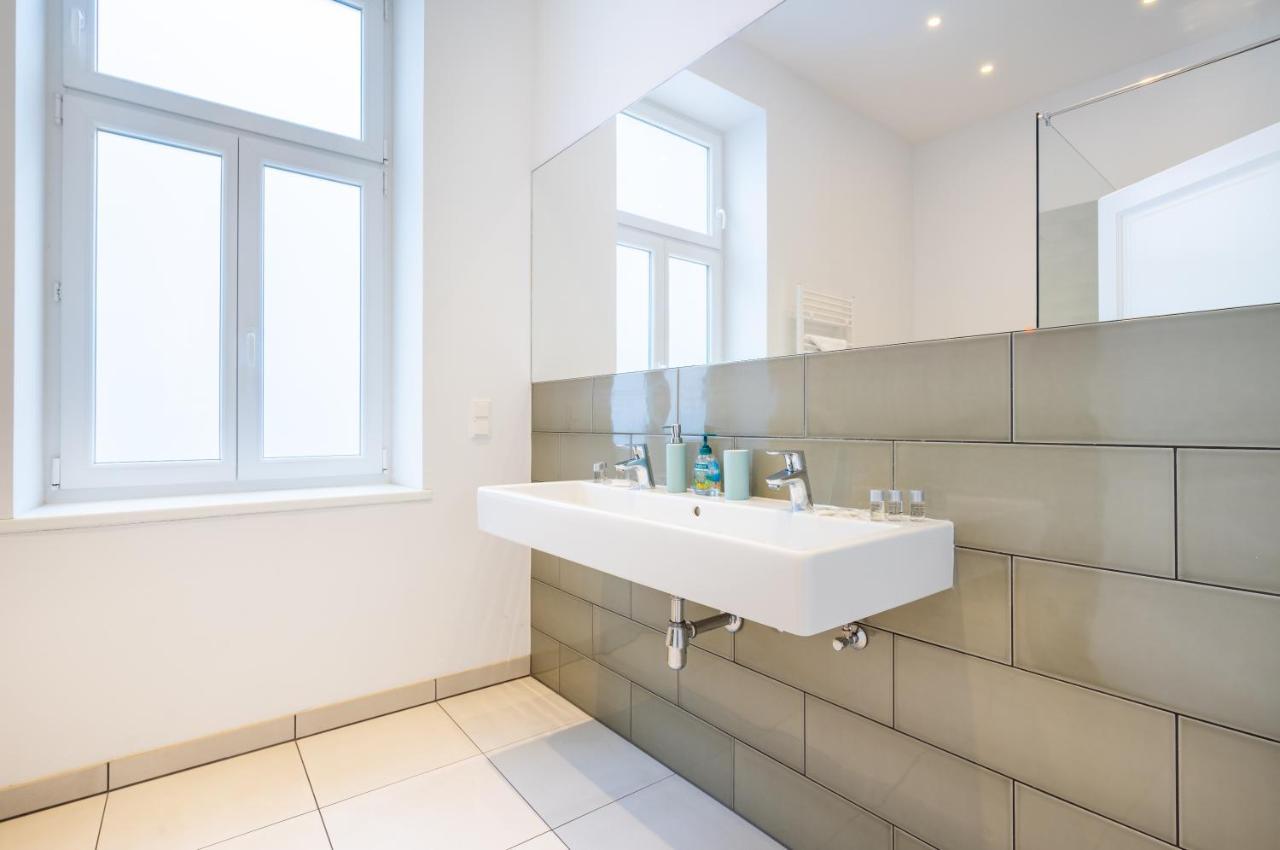 Modernes Apartment Im Charmanten Cottage Viertel Виена Екстериор снимка
